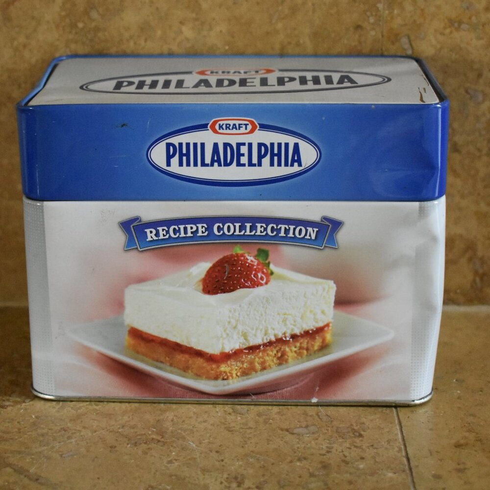 EXCLUSIE Kraft Philadelphia Recipe Collection Metal Recipe Box Tin with Recipes